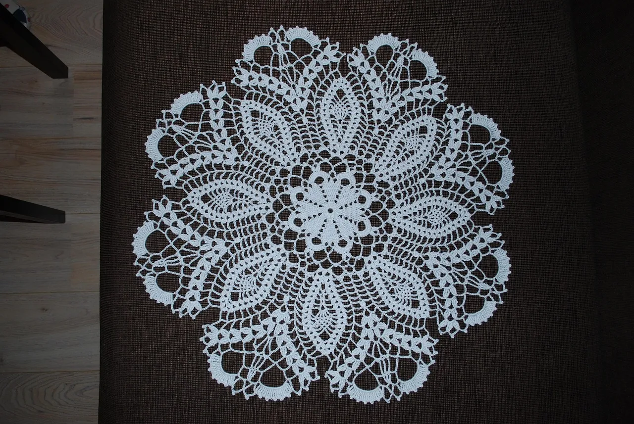 how to use crochet flowers on your scrapbook page;crochet flower scrapbook layouts; crochet flower page inspiration; using crochet flowers on layouts; yarn flower scrapbook embellishments; document memories using crochet flowers;